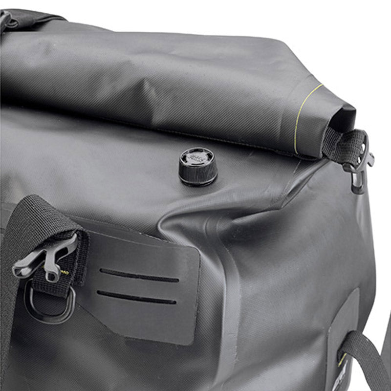 GIVI GRT712B Canyon: Αδιάβροχος Σάκος Ουράς 40L - Μαύρος (Cargo Dry Bag)